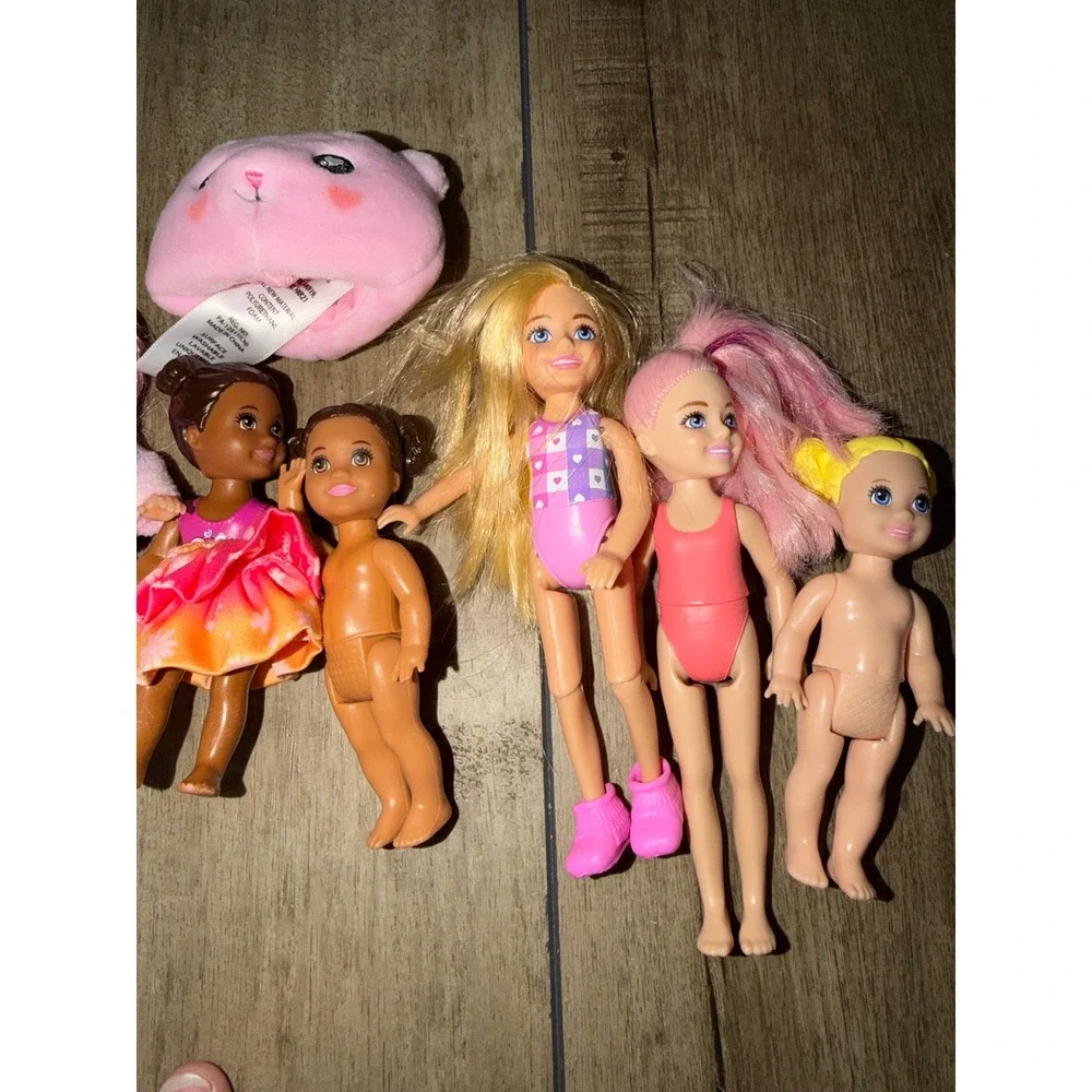 Mattel Barbie Chelsea Doll Lot of 7 Small Dolls with Accessories and Outfits
